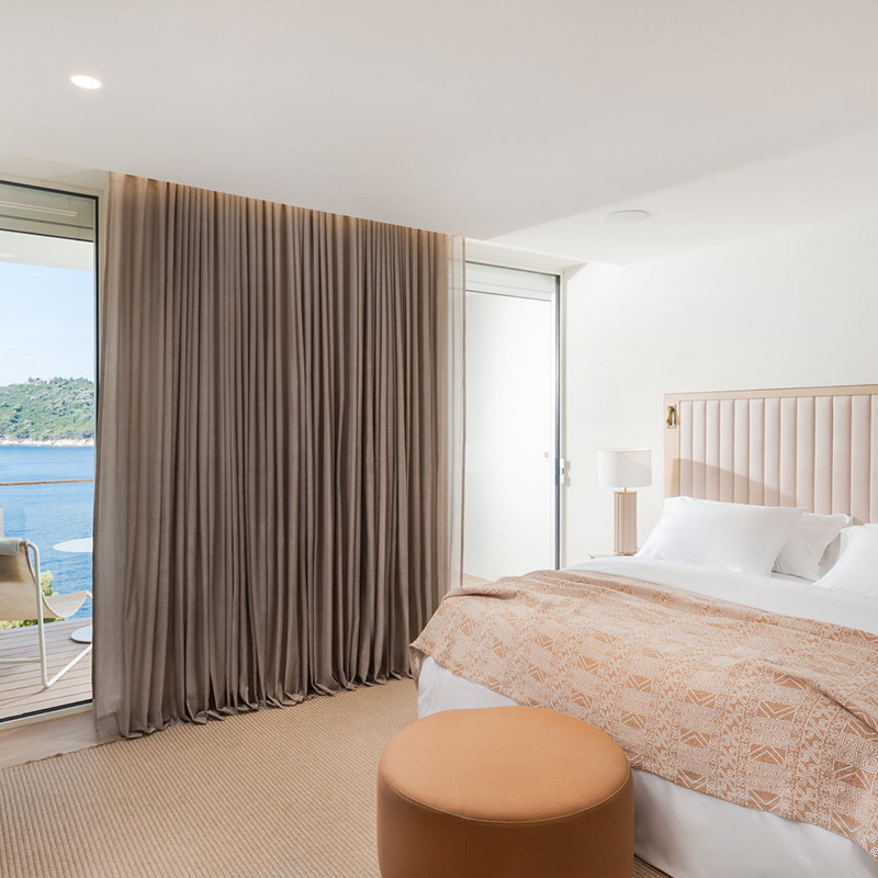 Deluxe Sea View Room