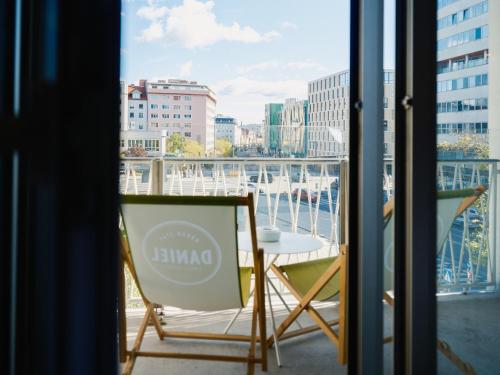 Loggia Room