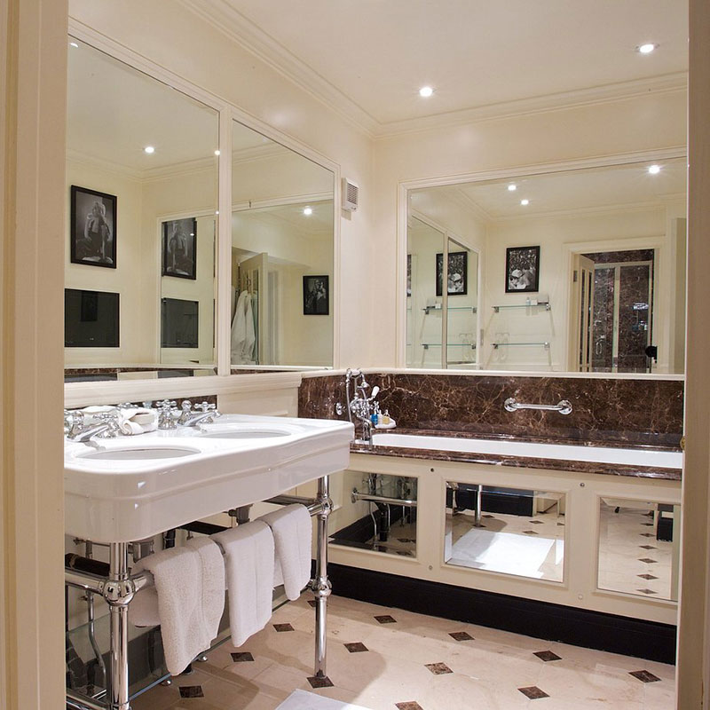 Sloane Suite