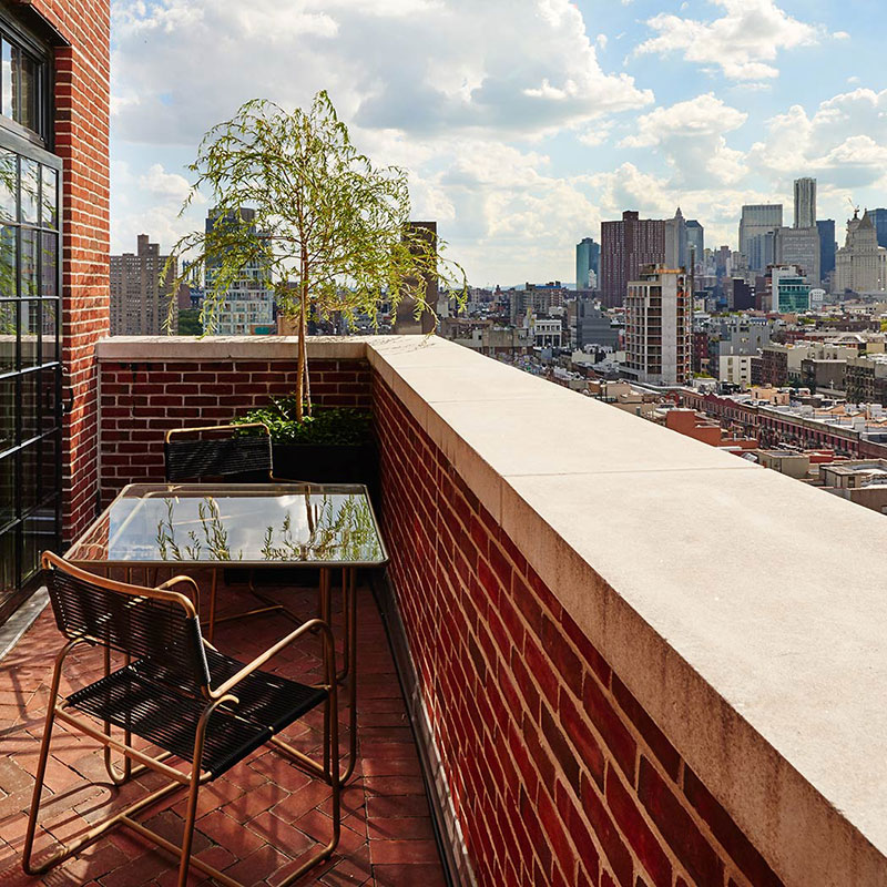 Loft King with Terrace