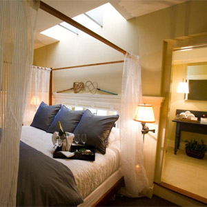 Farmhouse King- 1 King Bed
