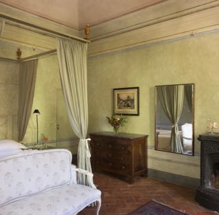 Suite with Charm