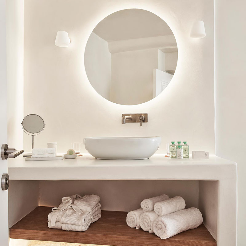 Wet Junior Suite