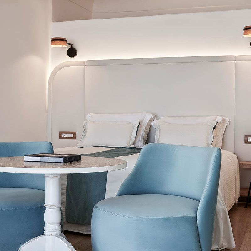 Honeymoon Suite