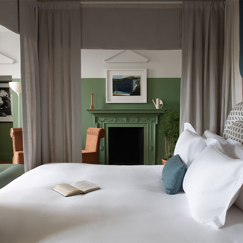 Cowley Manor Suite