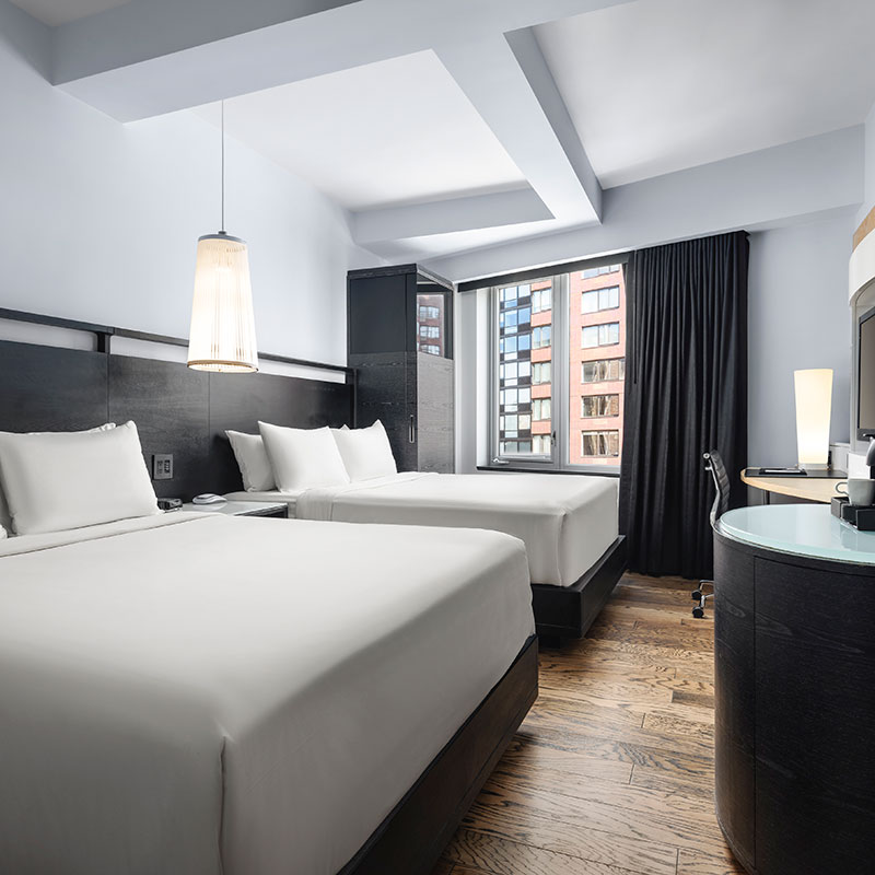 2 Queen Beds