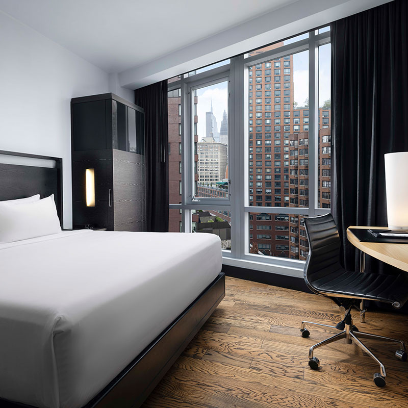 1 King Bed High Floor Room