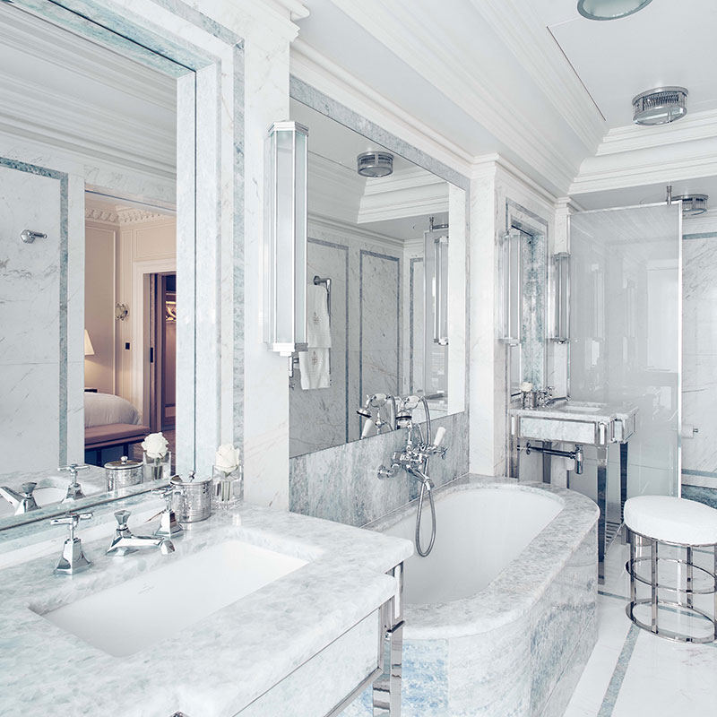 Deluxe Mayfair Suite