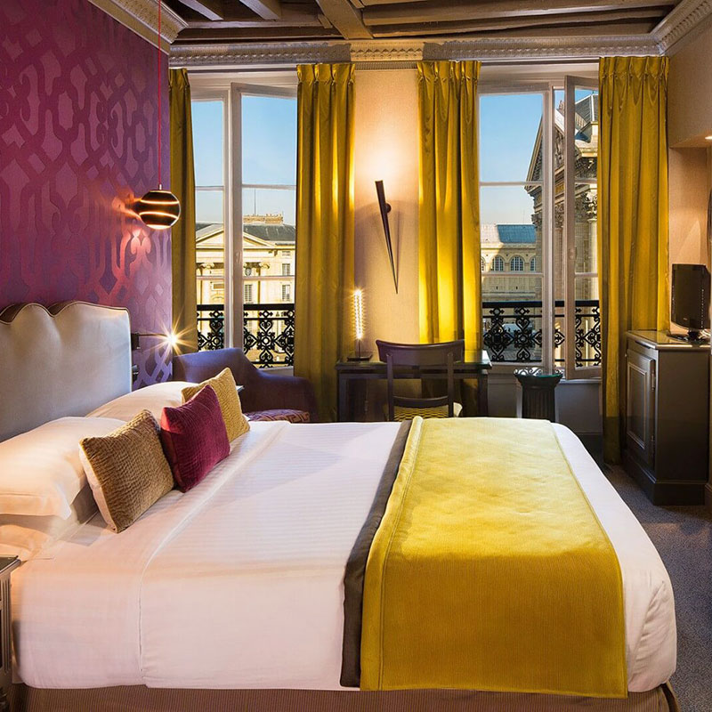  Romantic Room