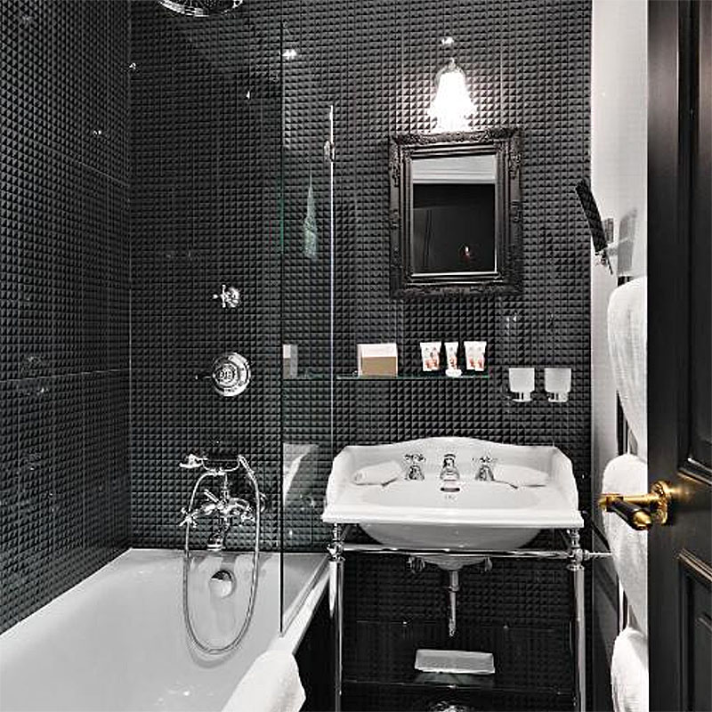  Romantic Room