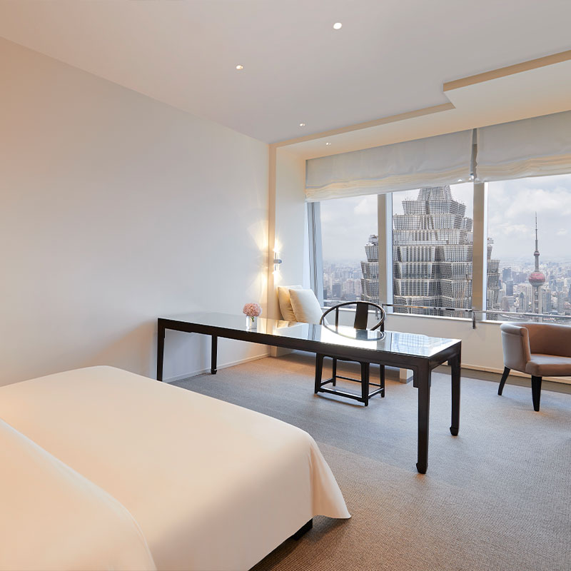 1 King Bed with Bund View Deluxe