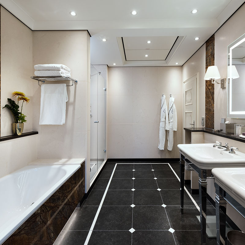 Suite - 1 King Bed