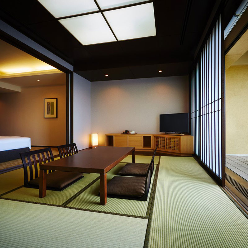 Deluxe Twin & Tatami Room