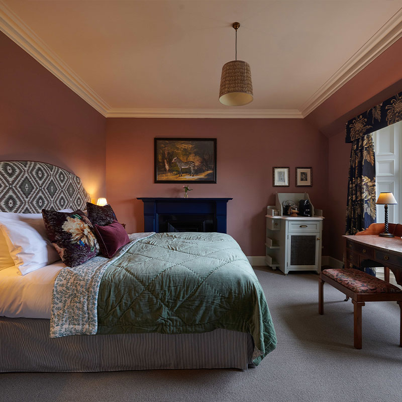 Estate Room