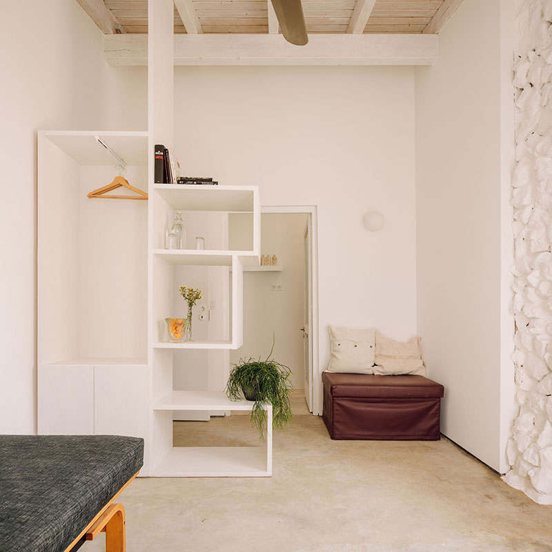 Suite 8