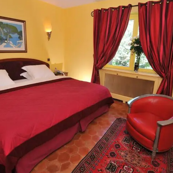 Double Room at La Cour aux Fleurs
