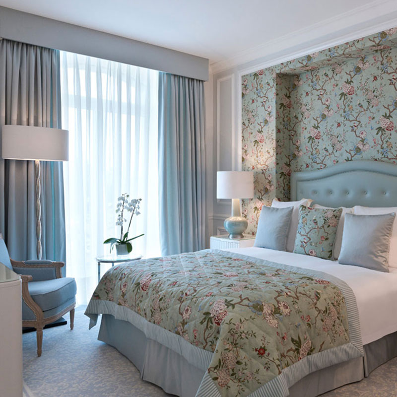 Superior Room with Garden/City View