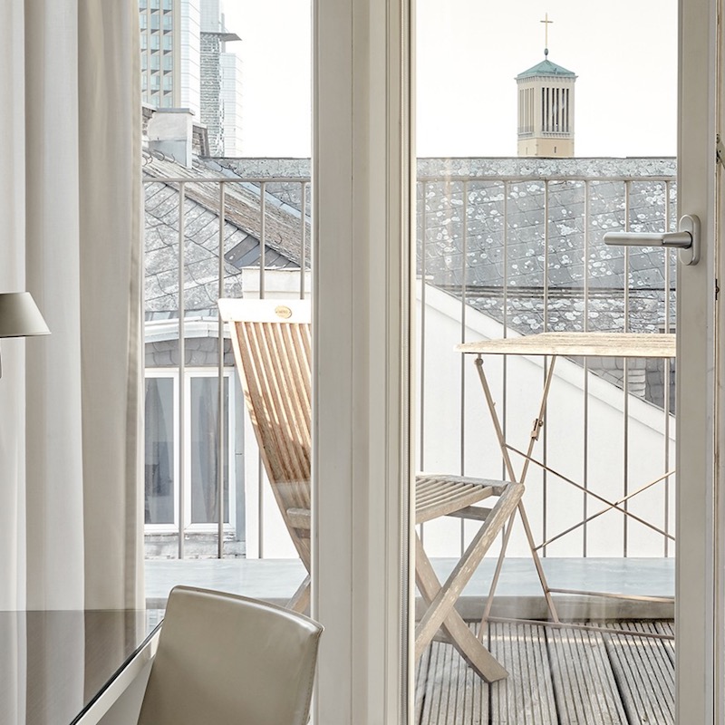 Balcony Single Room