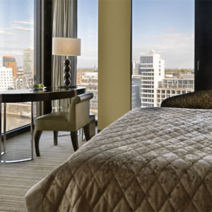 Club Deluxe View King Room