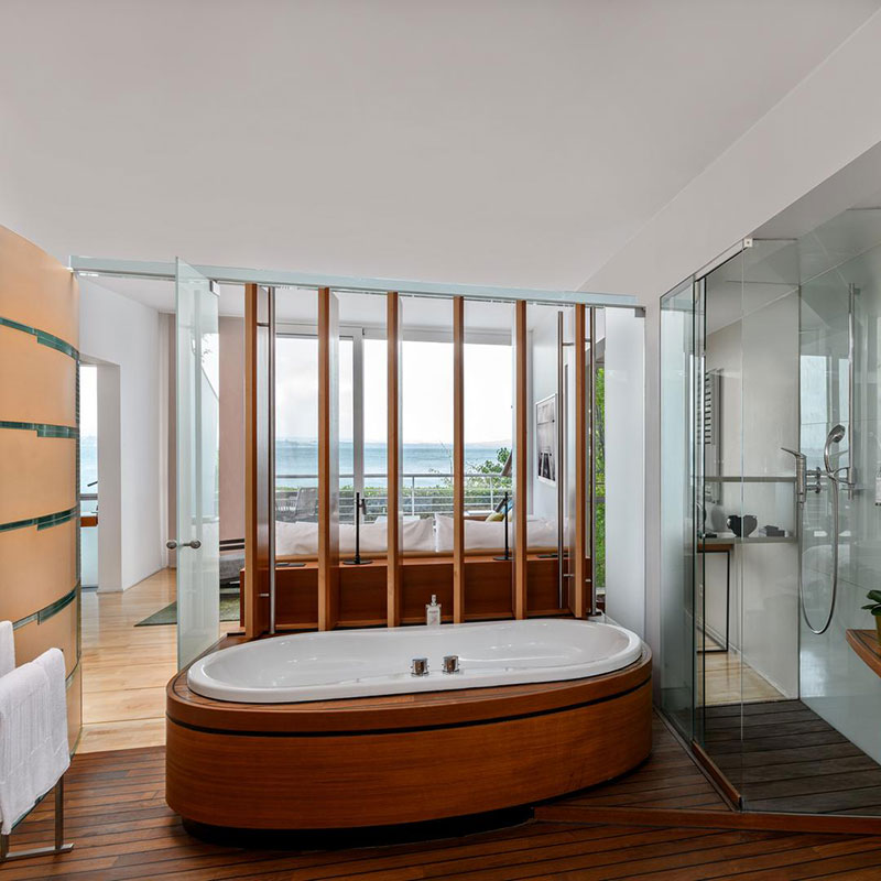 Shore Room