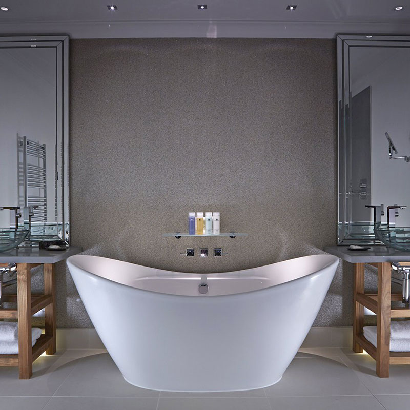 Traditional Suite