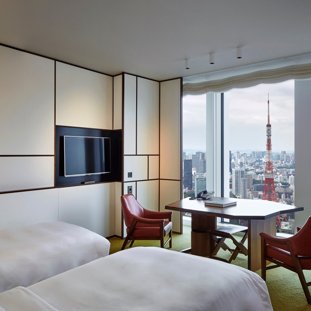 Andaz Tower View Twin