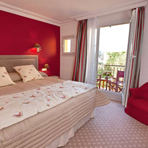 Single Room Queen