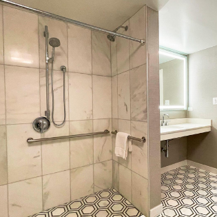 ADA Premier King Suite