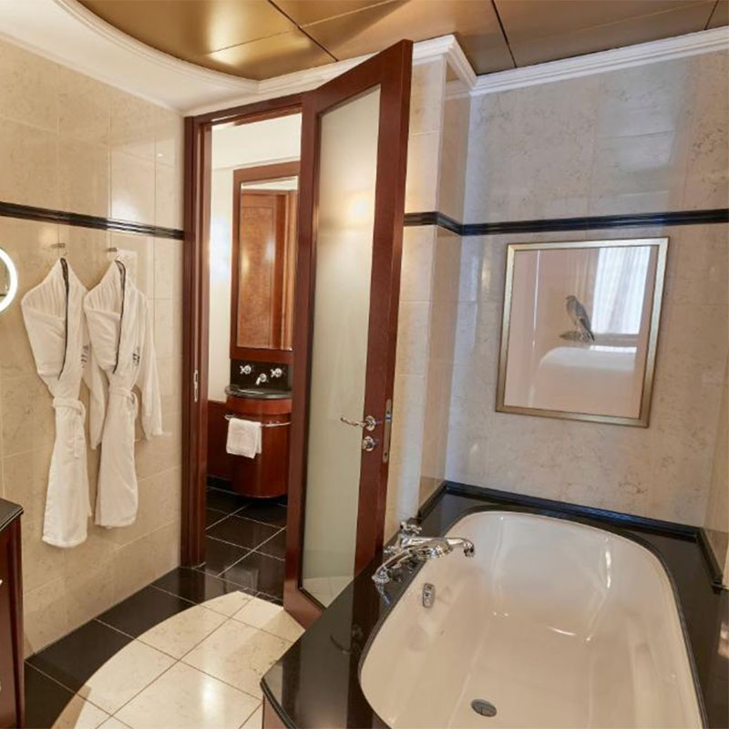Adlon Executive Suite