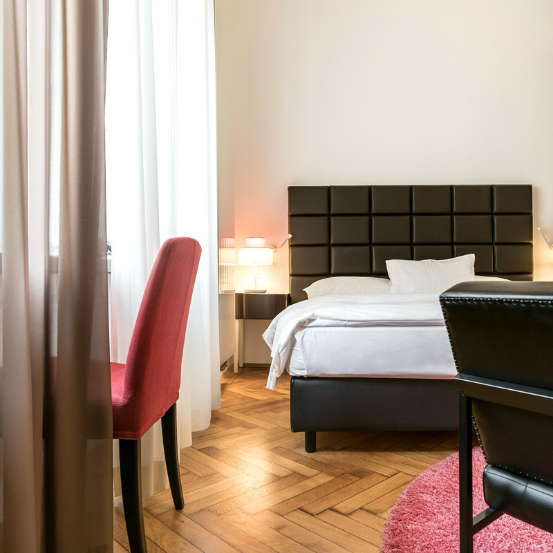 Double Room Large