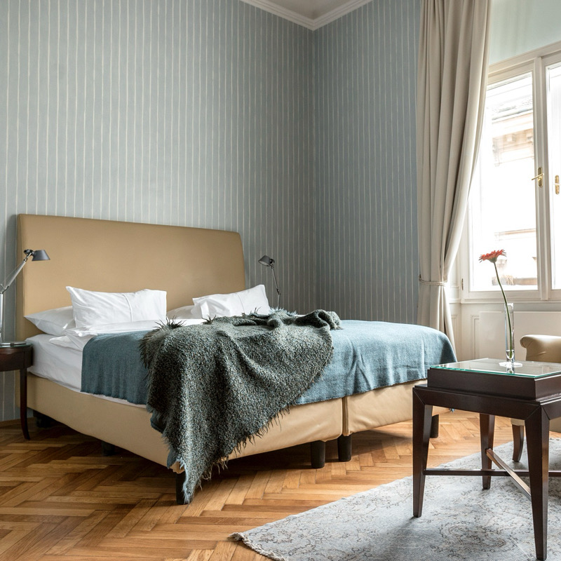 Double Room Large