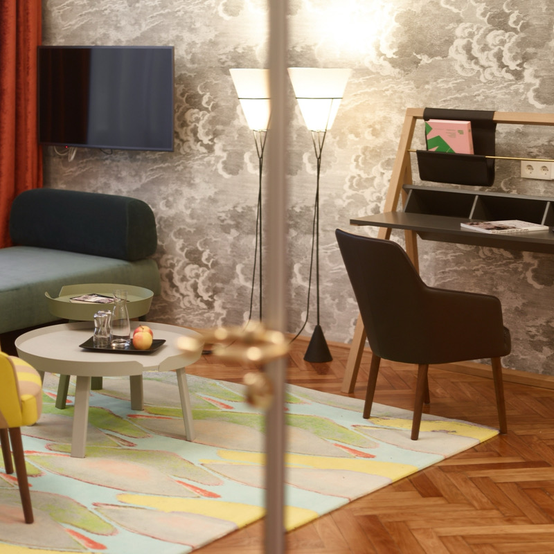 Suite M