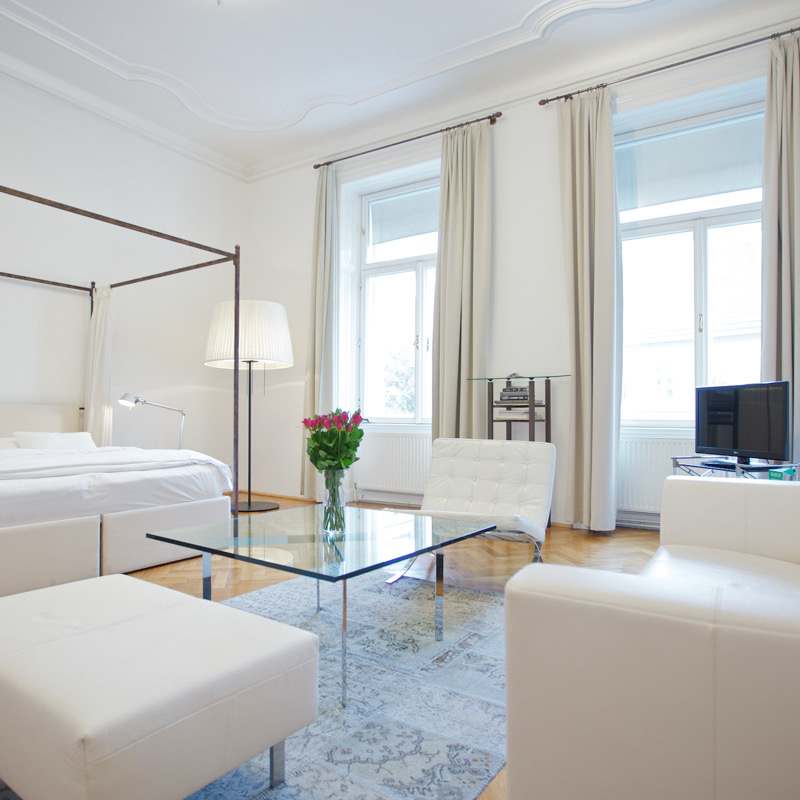 Suite M