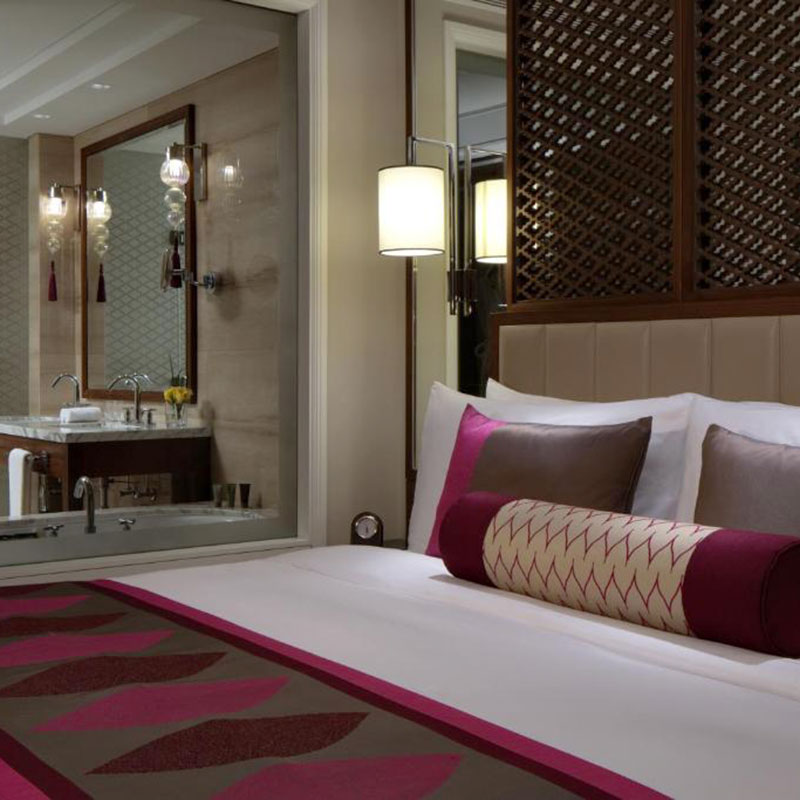 Luxury Room - 1 King Bed