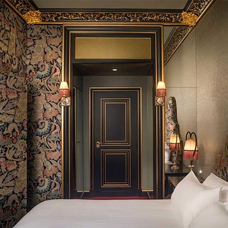De Luxe Room