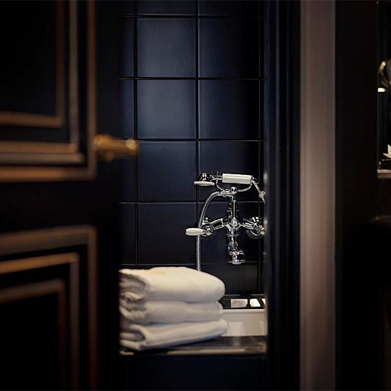 De Luxe Room