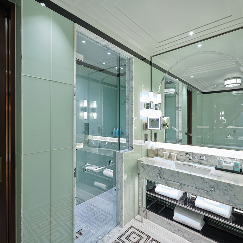 One-Bedroom Classic Suite