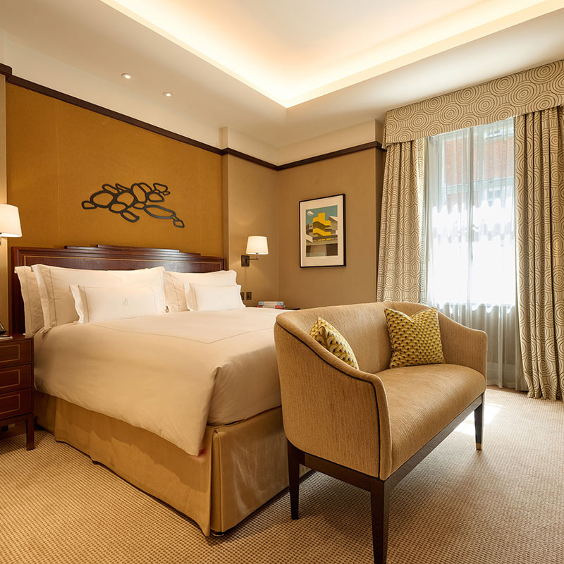 One-Bedroom Mayfair Suite