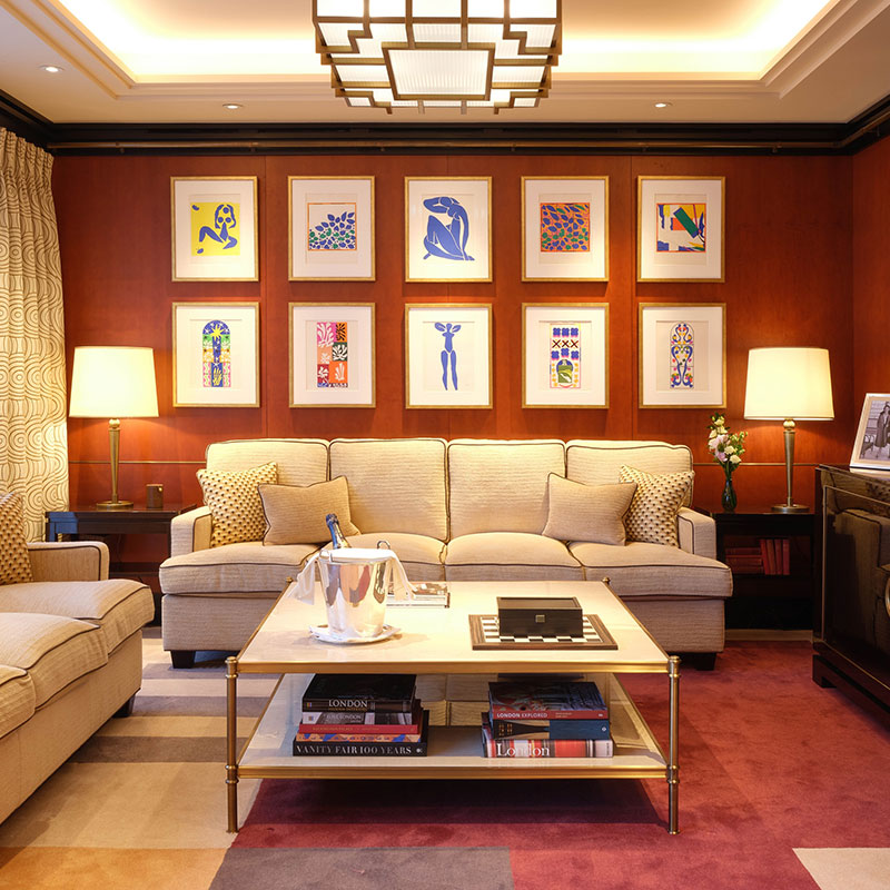 One-Bedroom Mayfair Suite