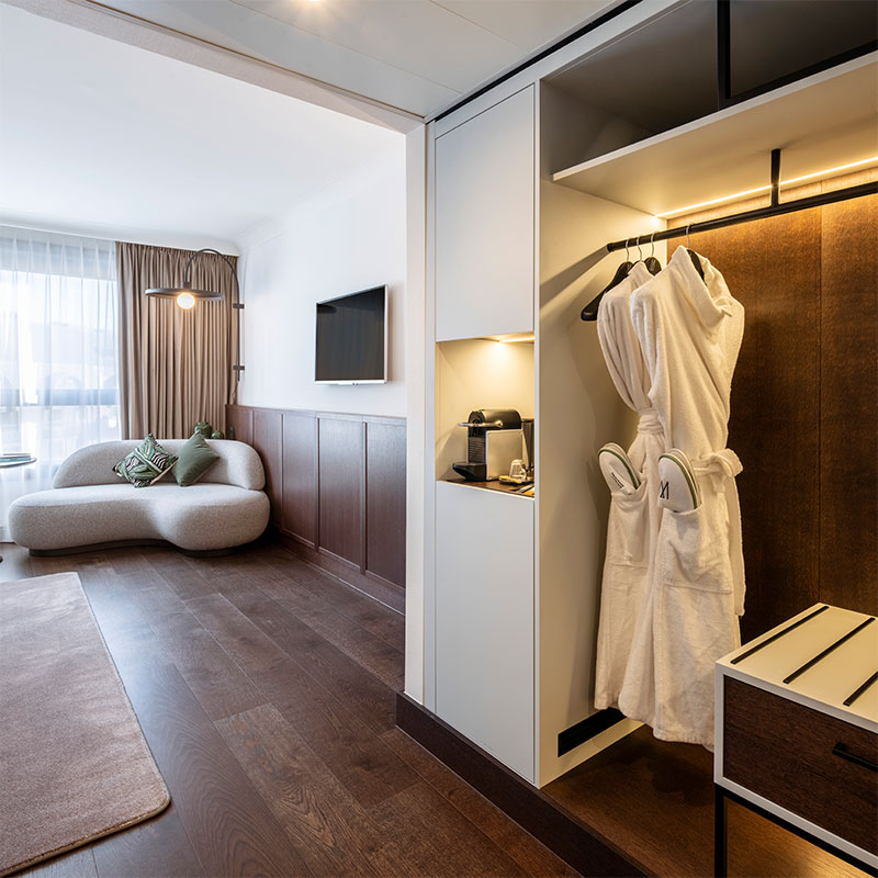 Deluxe King Room