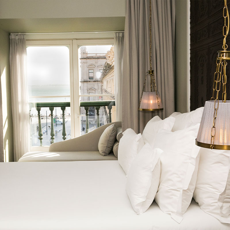 Premium Room - Historical and Clean