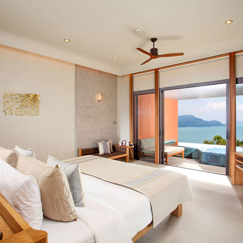 Pool Suite West (Sunset) Ocean View