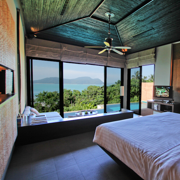 1 Bedroom Family Suite Partial OceanView