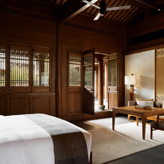 Courtyard Suite