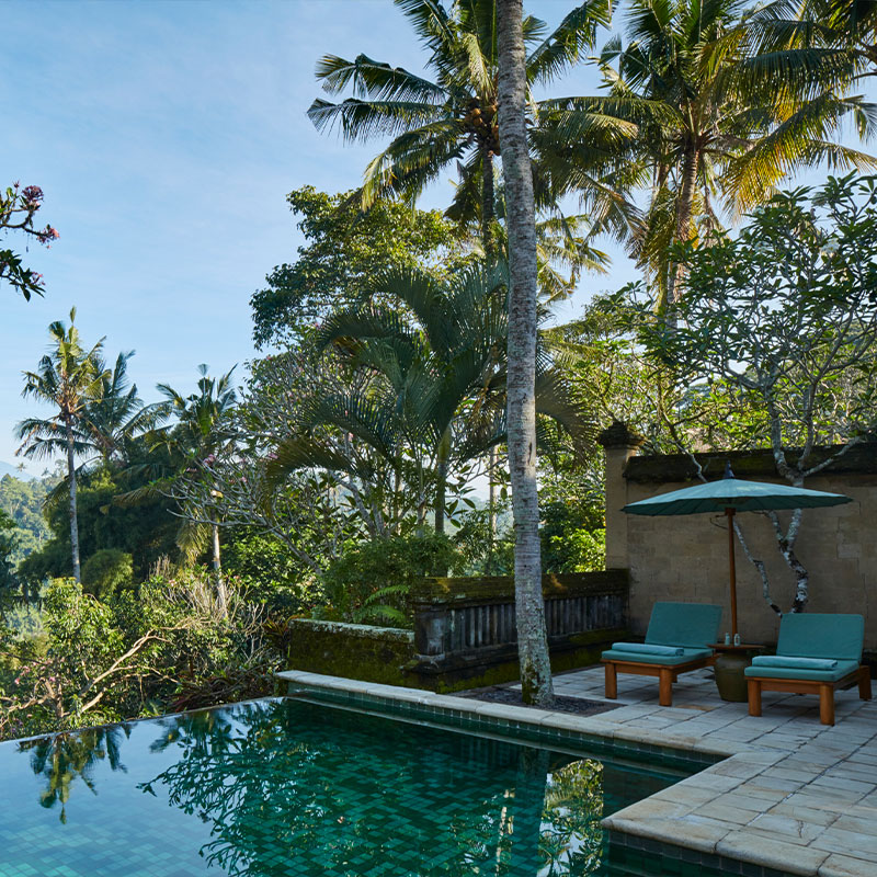 Pool Suite