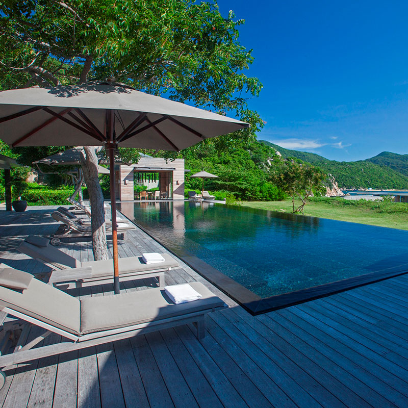5 Bedroom Bay Residence