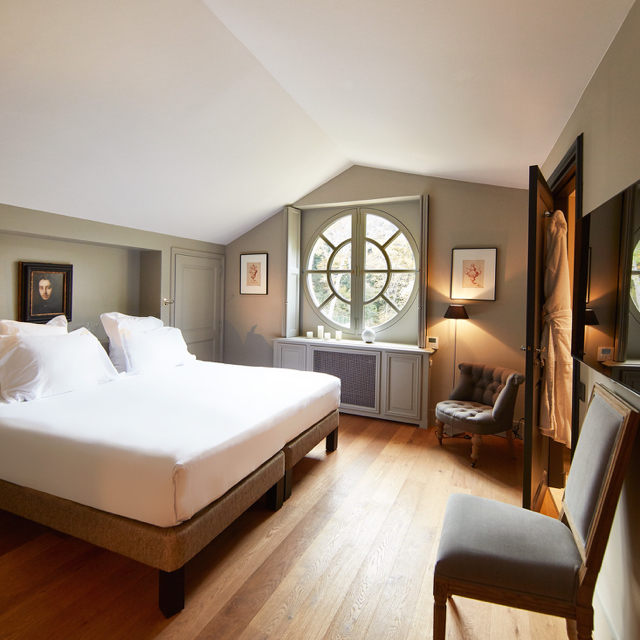 Suite Alphonse de Savornin with terrace