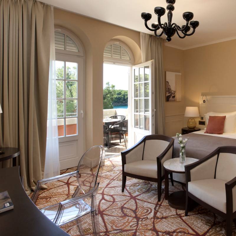 Deluxe Seaview Room