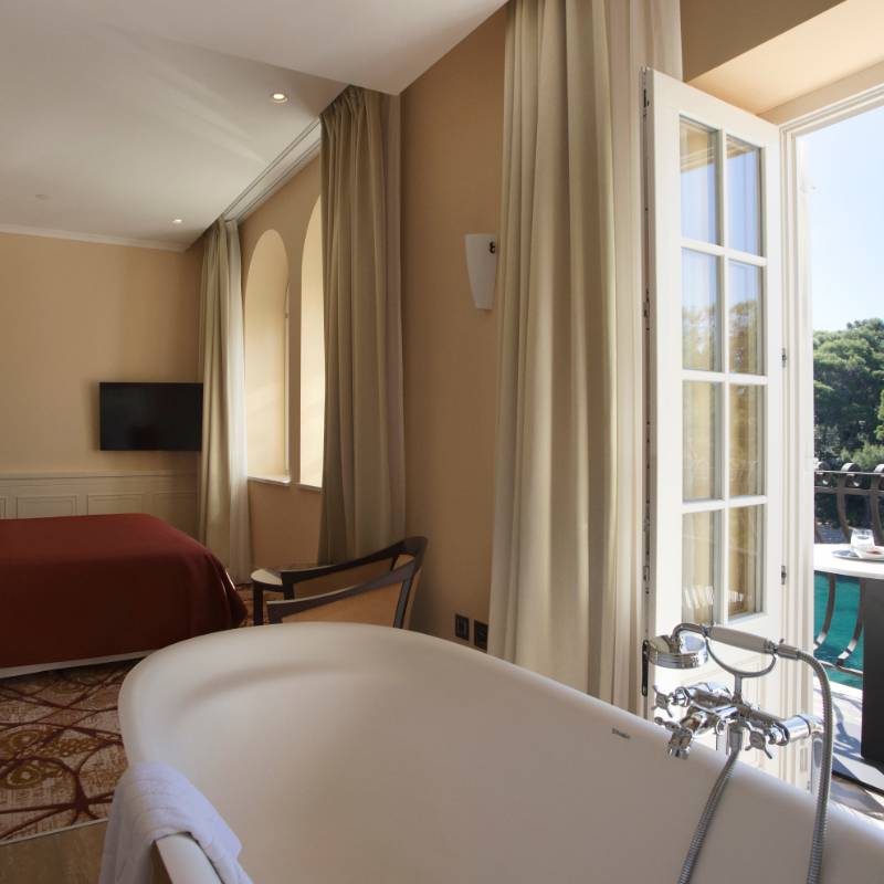 Augusta Suite
