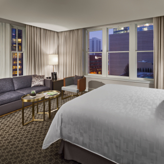 King Corner Suite